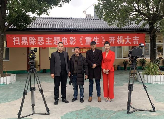 演员曹艳是江西哪个市的？(罗越 导演)