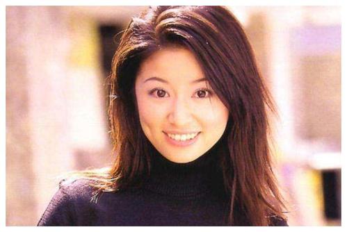 林心如刚出道时的歌曲？(林心如 庭院深深 导演)