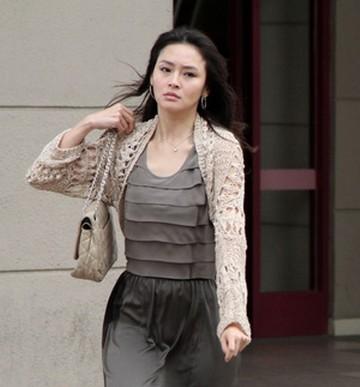 门第中的丁小曼是谁扮演的？(老何 导演)