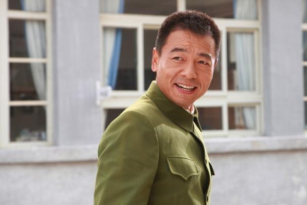 曾向阳扮演者？(杜军导演是那里人)