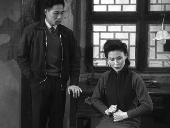 小城之春隐喻了什么?(长镜头导演)