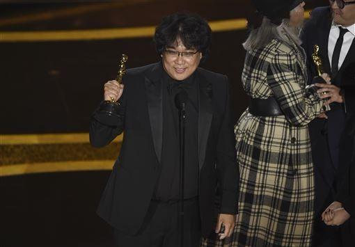 奥斯卡小金人导演?(奉俊昊导演)