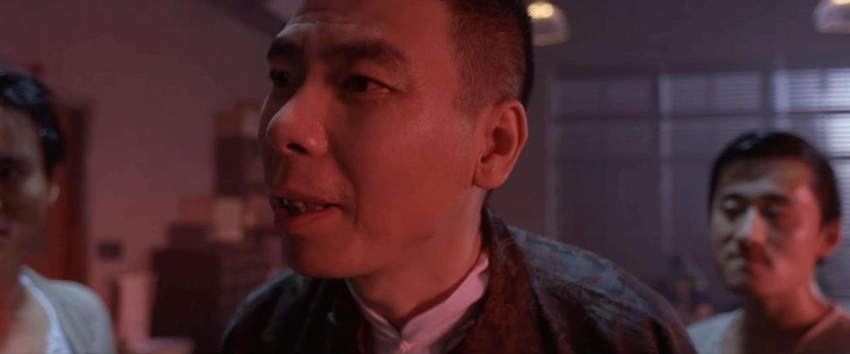 功夫最初场景?(功夫导演是冯小刚吗)