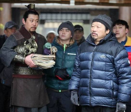 琅琊榜伪装者哪个先拍摄，伪装者和琅琊榜都是一个导演吗？(伪装者导演是谁)
