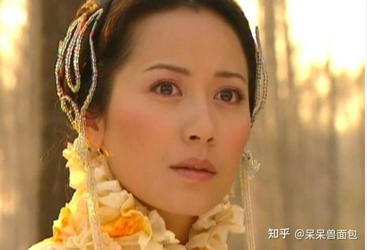 红雪闫芳谁演的?(蔡晶晶导演)