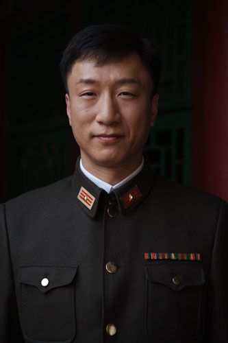 孙红雷潜伏里面的戴局长是谁饰演的？(彭瑞祥 导演)