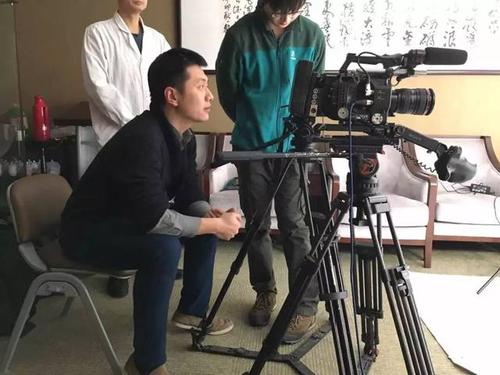 李扬导演的电影?(美术指导 纪录片导演)