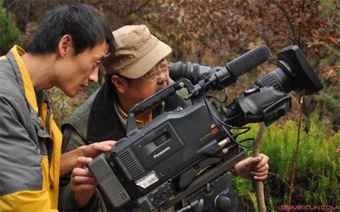 做一名导演应具备什么能力?(导演怎么培养演员)