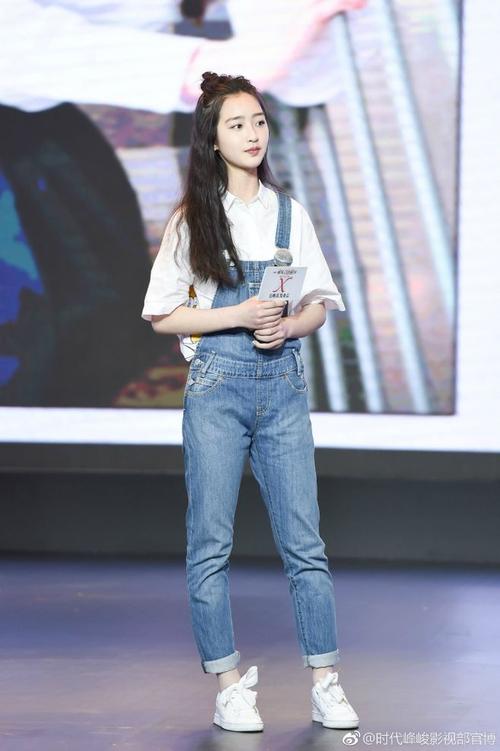 邓恩熙几岁拍我们的少年时代?(我们十七岁导演是谁)
