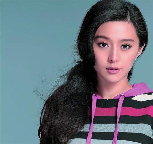 有没有女主角叫范冰冰的小说?(导演和范冰冰的小说)