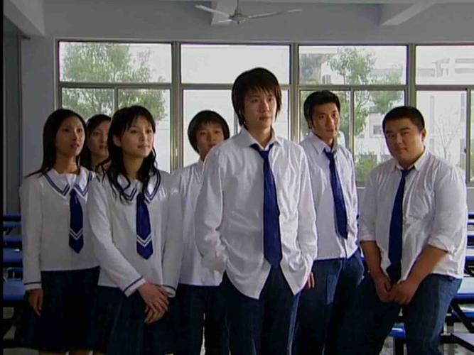 十八岁的天空有秦岚吗?(孟飞导演多少岁)