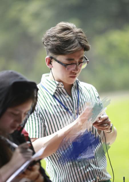 跑男第一季总导演?(奔跑吧兄弟总导演是谁)