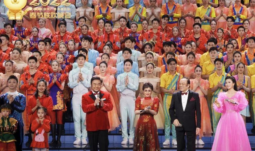 今年春晚编剧是谁?(2015春晚导演是谁啊)