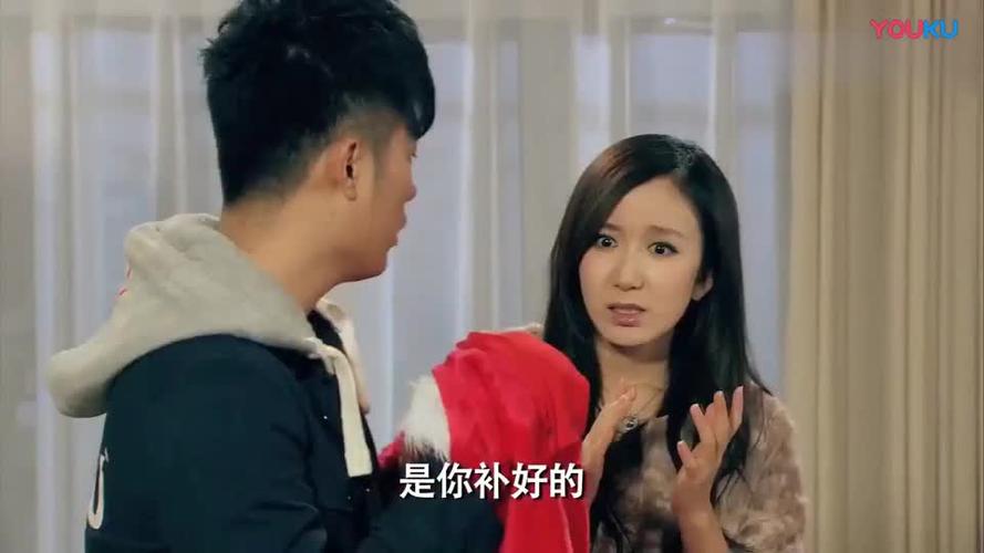 爱情公寓四中曾小贤和胡一菲睡过吗?(美女被导演睡的所有视频)
