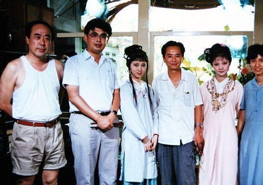 07红楼梦导演?(八七版红楼梦导演)