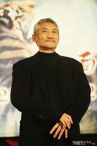 徐克是第几代导演？(导演徐克简介)
