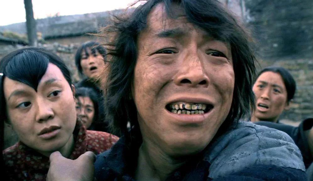 黄渤刚出道时候的电影?(黄渤导演什么戏)