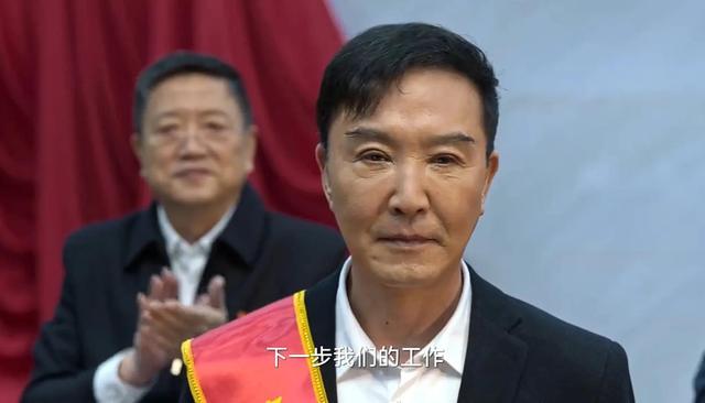 狂飙吴刚角色介绍?(新疆导演吴刚照片)