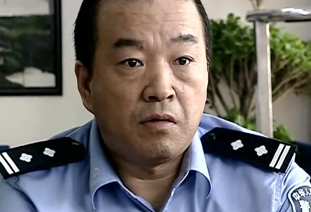 警中英雄刘勇是谁演的？(电影导演刘勇)