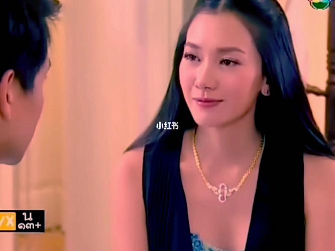 泰剧真爱无价男女主角各叫什么名字?(泰国pon导演图片)