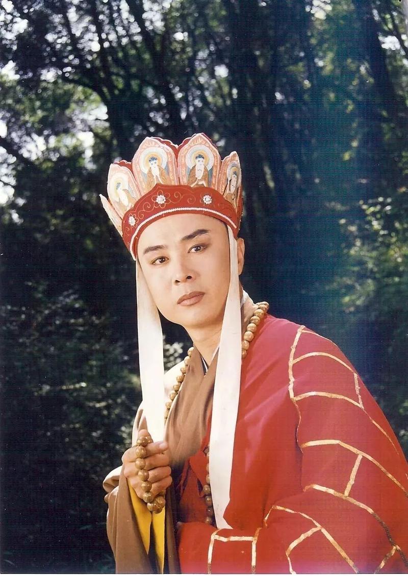 00版西游记唐僧扮演者?(陈清导演)