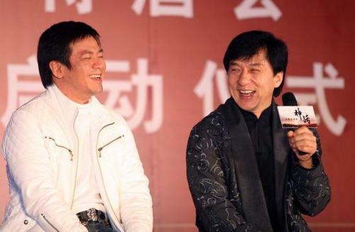 成龙为什么选唐季礼当导演?(唐季礼导演成龙主演)