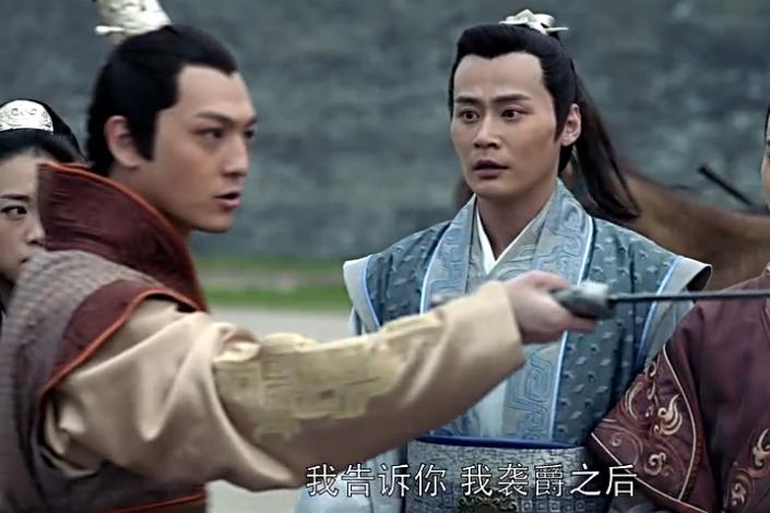 琅琊榜南楚陵王扮演者宇文暄？(穆青导演个人资料)