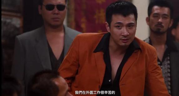 古惑仔3只手遮天里那个陈耀是什么人?看似挺有权利的？(八叔导演)