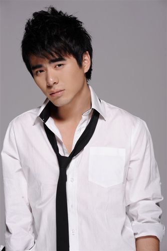 重案六组华城扮演者?(韩啸导演)