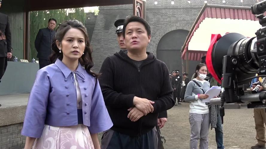 万灰灰扮演者？(导演梁浩)
