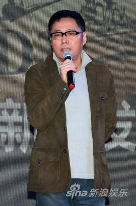 东方战场解说员是谁？(导演路奇怎么样)