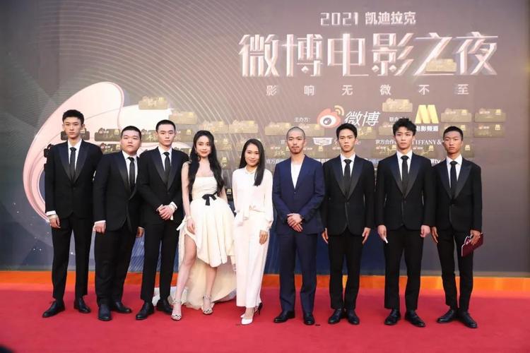 何韵远亮亮是什么电视剧里的？(日本亮亮导演)