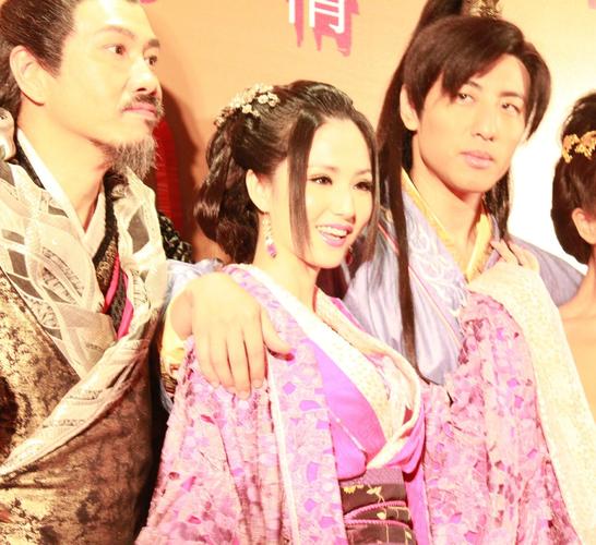 蓝燕出生时间?(肉蒲团的导演还有什么)