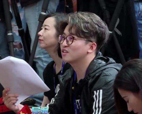我们的歌导演是谁?(张一名导演)