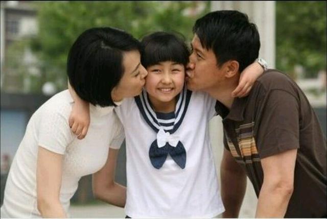 张子枫雷佳的电影?(导演沈严图片)