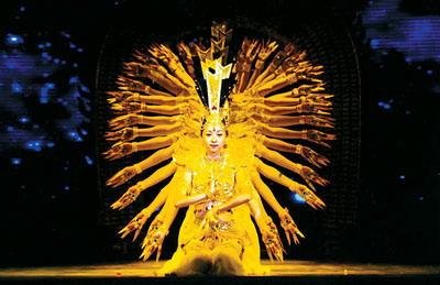 千手观音导演是安建军吗？(山西省千手观音导演)
