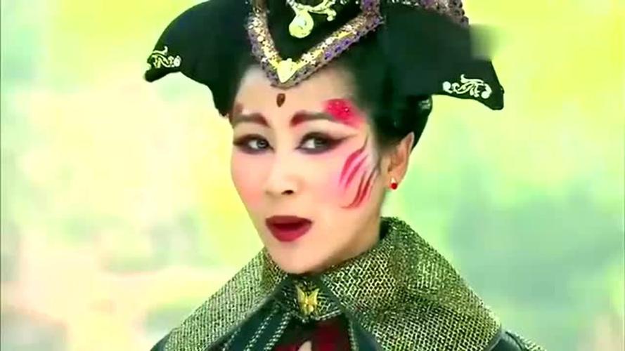 白雪被蝙蝠精咬伤是第几集?(蝙蝠导演剪辑)