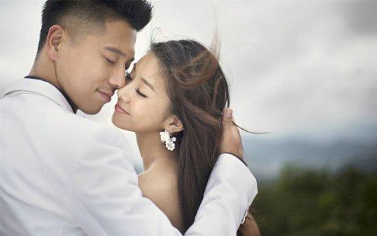 王雷的第一任妻子?
