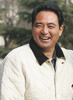 翟宇佳是翟乃社的儿子吗?