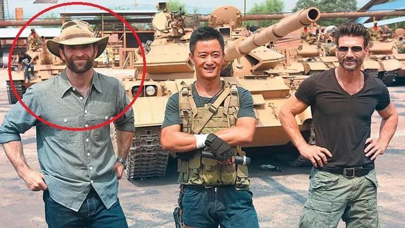 战狼一的执行导演是谁?