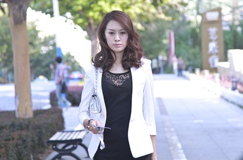 谎言的背后顾文婷谁演的？