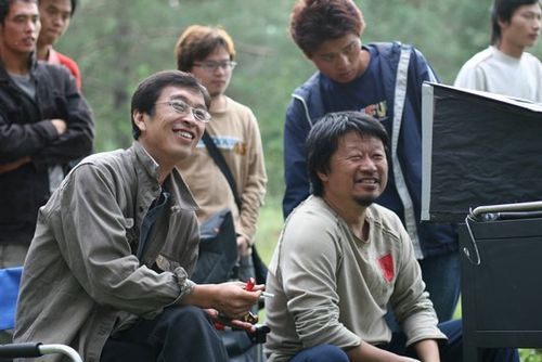 一部电视剧导演和制片人谁说了算？