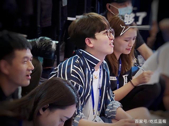 姚pd从什么时候开始当奔跑导演?