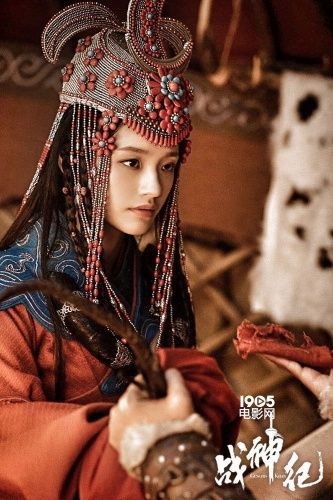 战神纪女主叫什么名字？