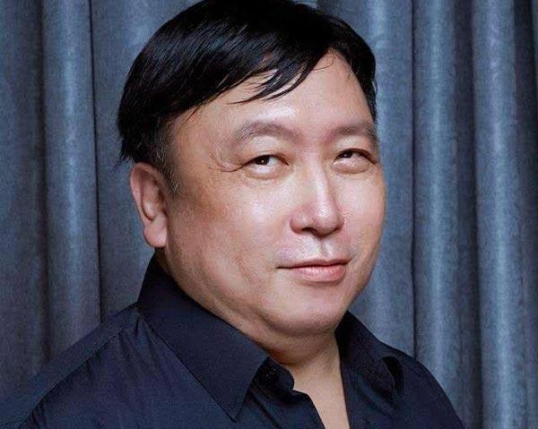 王晶学历？