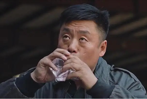 宋晓峰跟张上天喝酒是什么电影?