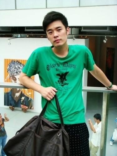 陈赫是从哪所大学毕业？