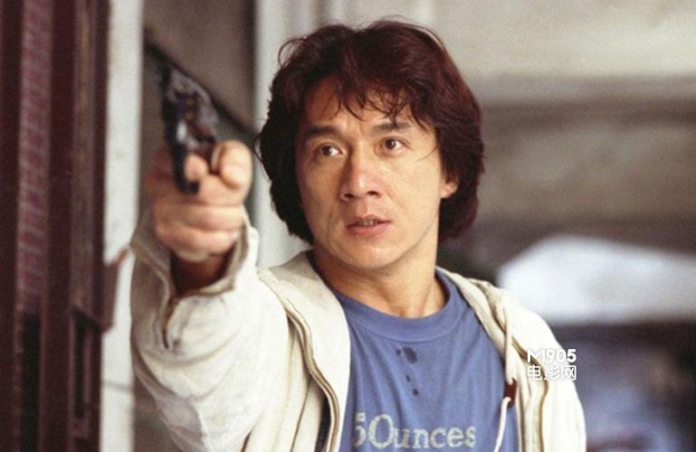 成龙最早的一部影片是什么?成龙最早的一部影?