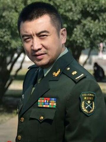 我是特种兵2老黑班长是谁扮演的?我是特种兵的导演?