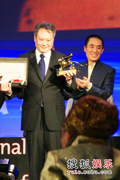 李安张艺谋谁的影响力大?李安拿过哪些奥斯卡奖?